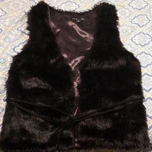 Fur vest